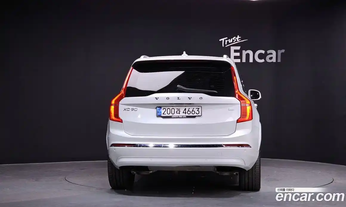 Volvo XC90 2024 2.0 Автомат в Москве № 626194, фото 3