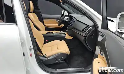 Volvo XC90 2024 2.0 Автомат в Москве № 626194, миниатюра 10