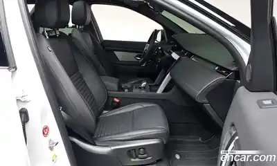 Land Rover Discovery Sport 2025 2.0 Автомат в Москве № 627289, миниатюра 9