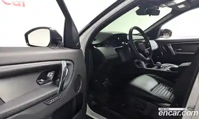 Land Rover Discovery Sport 2025 2.0 Автомат в Москве № 627289, миниатюра 10