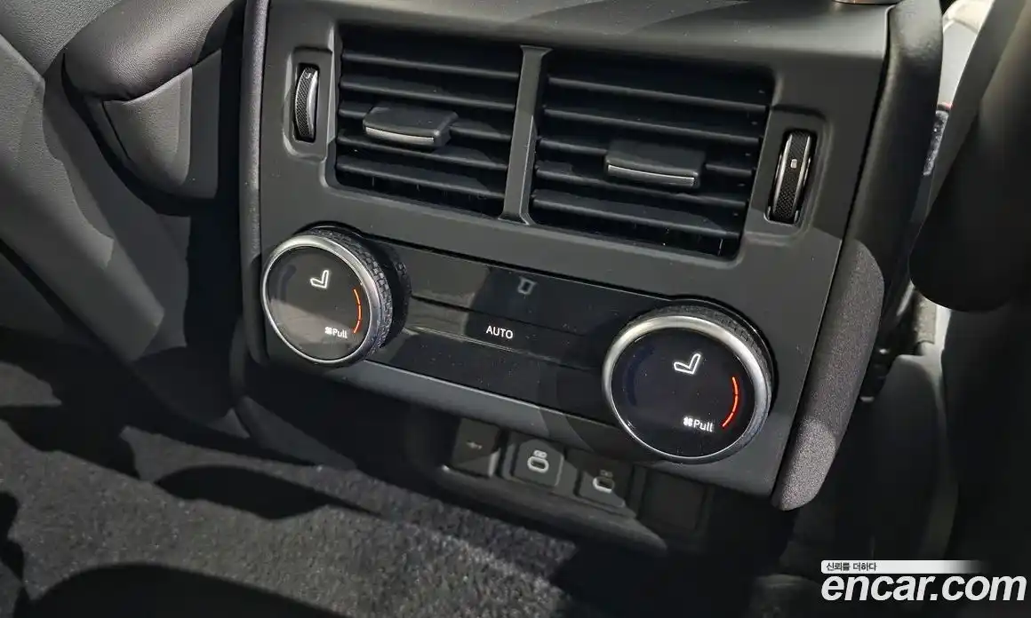 Land Rover Discovery 2024 3.0 Автомат в Москве № 627306, фото 17