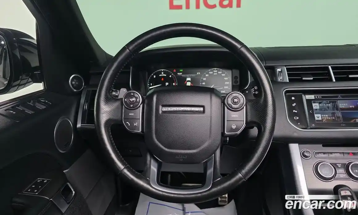 Land Rover Range-Rover Sport 2016 3.0 Автомат в Москве № 627666, фото 13