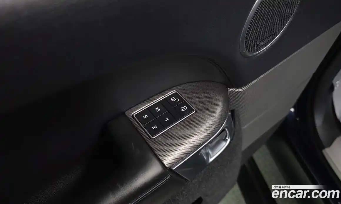 Land Rover Range-Rover Sport 2016 3.0 Автомат в Москве № 627666, фото 17