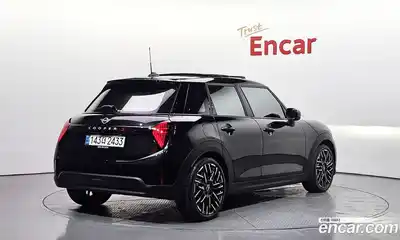 Mini Cooper 2025 2.0 Автомат в Москве № 627692, миниатюра 2
