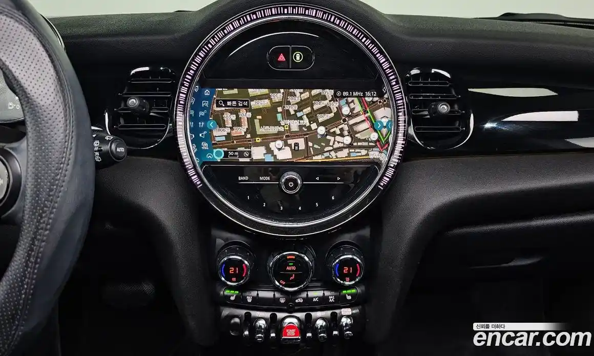 Mini Cooper 2022 1.5 Автомат в Москве № 627802, фото 14