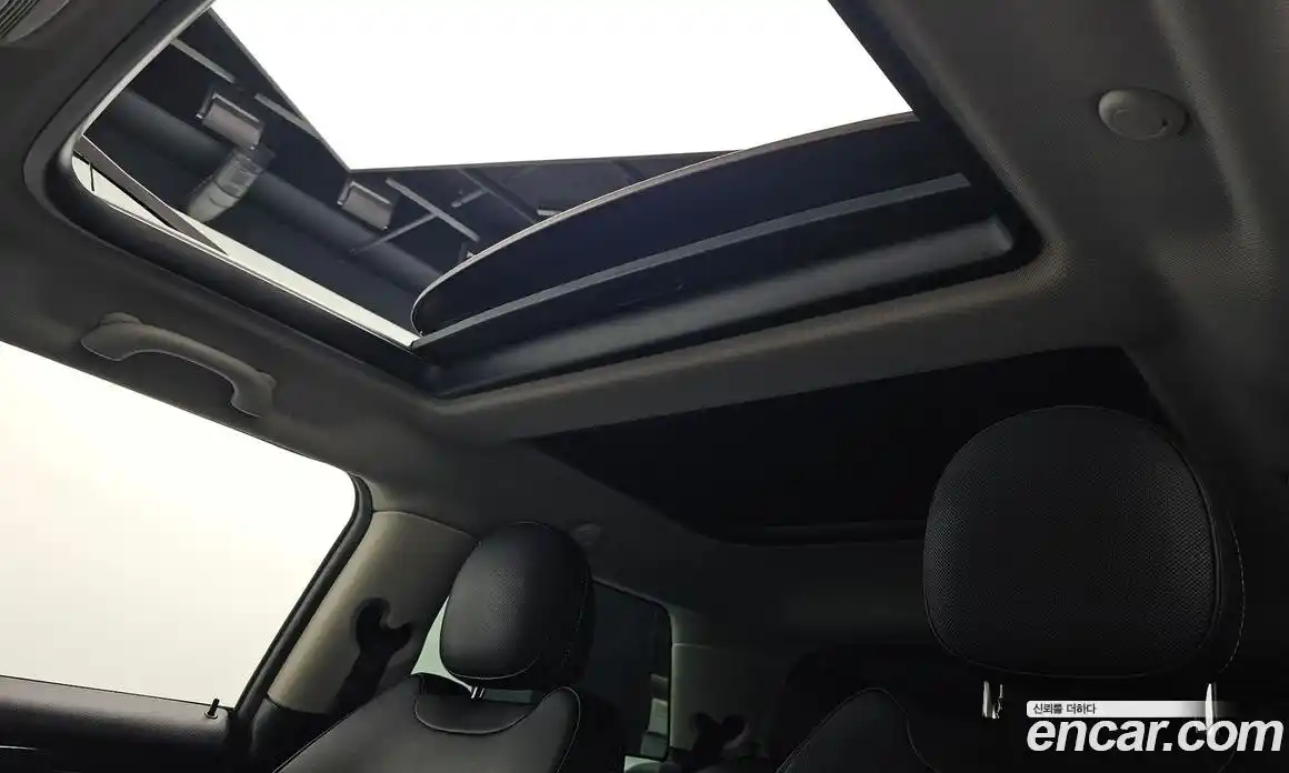 Mini Cooper 2022 1.5 Автомат в Москве № 627802, фото 17