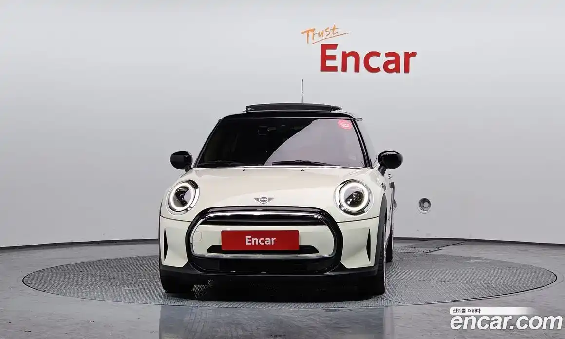 Mini Cooper 2022 1.5 Автомат в Москве № 627802, фото 3