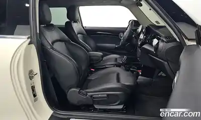 Mini Cooper 2022 1.5 Автомат в Москве № 627802, миниатюра 10