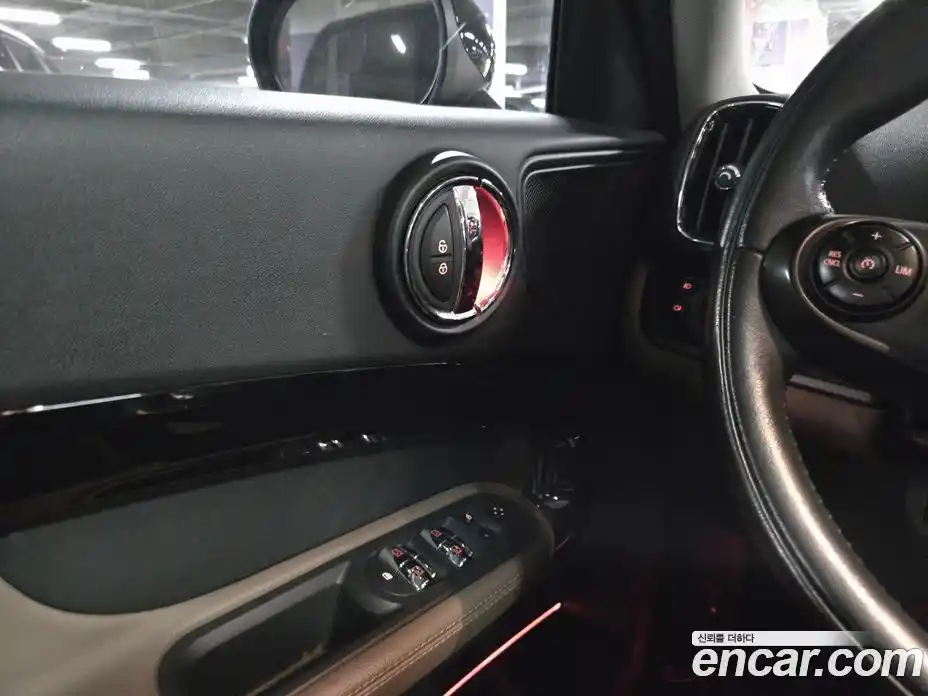 Mini Countryman 2018 2.0 Автомат в Москве № 627967, фото 18