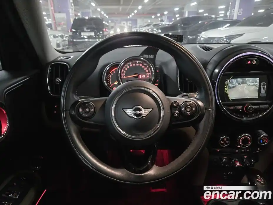 Mini Countryman 2018 2.0 Автомат в Москве № 627967, фото 6