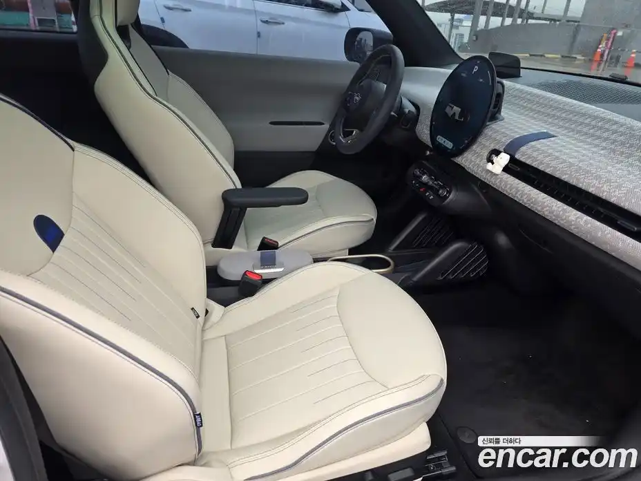 Mini Cooper 2024 0.1 Автомат в Москве № 628230, фото 6