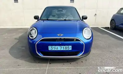 Mini Cooper 2024 Автомат в Москве № 628235, миниатюра 3