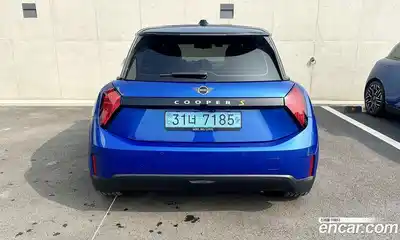 Mini Cooper 2024 Автомат в Москве № 628235, миниатюра 4