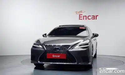 Lexus LS 2022 3.4 Автомат в Москве № 628517, миниатюра 2