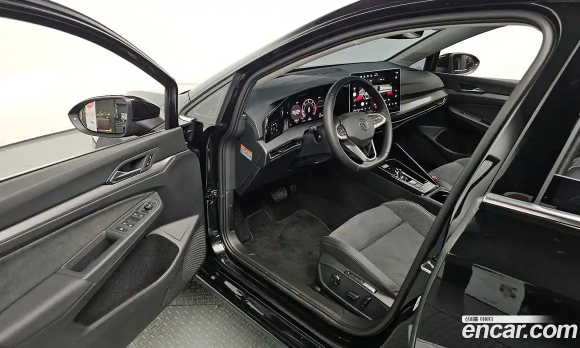 Volkswagen Golf 2026 2.0 Автомат в Москве № 628814, фото 11