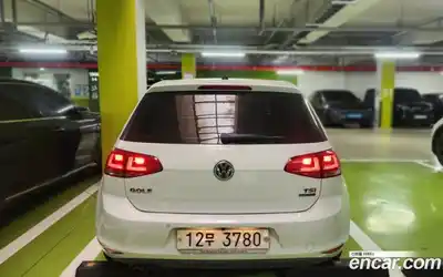 Volkswagen Golf 2014 1.4 Автомат в Москве № 629037, миниатюра 2