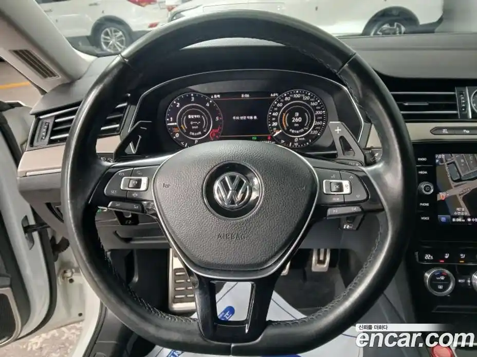 Volkswagen Arteon 2019 2.0 Автомат в Москве № 629112, фото 8