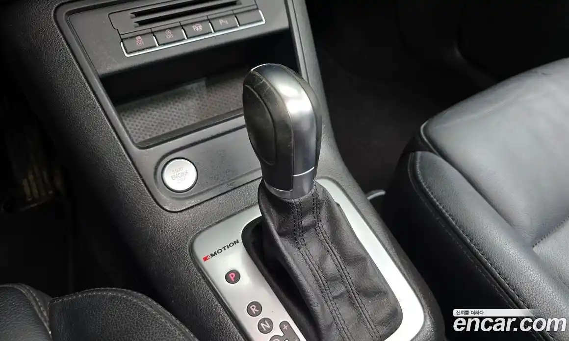 Volkswagen Tiguan 2016 2.0 Автомат в Москве № 629117, фото 9