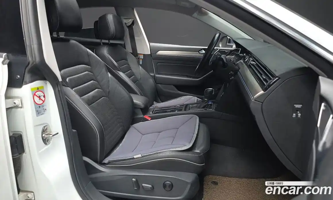 Volkswagen Arteon 2019 2.0 Автомат в Москве № 629149, фото 11