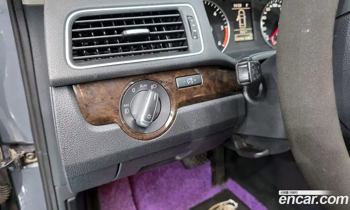 Volkswagen Passat 2015 2.0 Автомат в Москве № 629180, фото 16