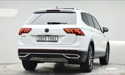 Volkswagen Tiguan 2023 2.0 Автомат в Москве № 629304, миниатюра 4