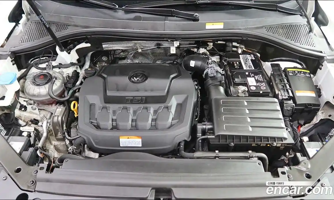 Volkswagen Tiguan 2023 2.0 Автомат в Москве № 629304, фото 6