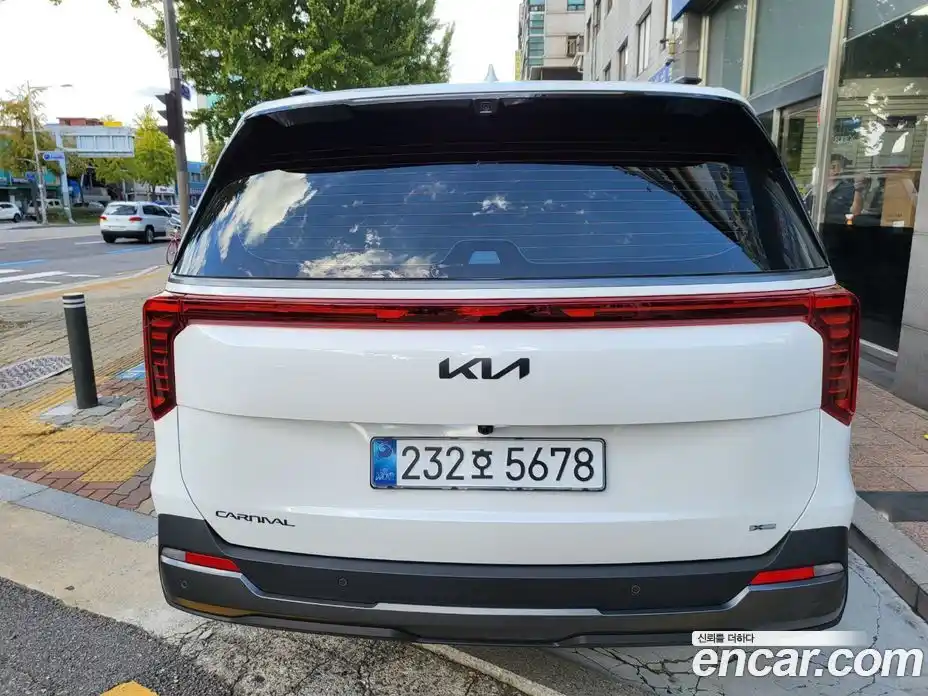 Kia Canival 2026 1.6 Автомат в Москве № 10071, фото 3