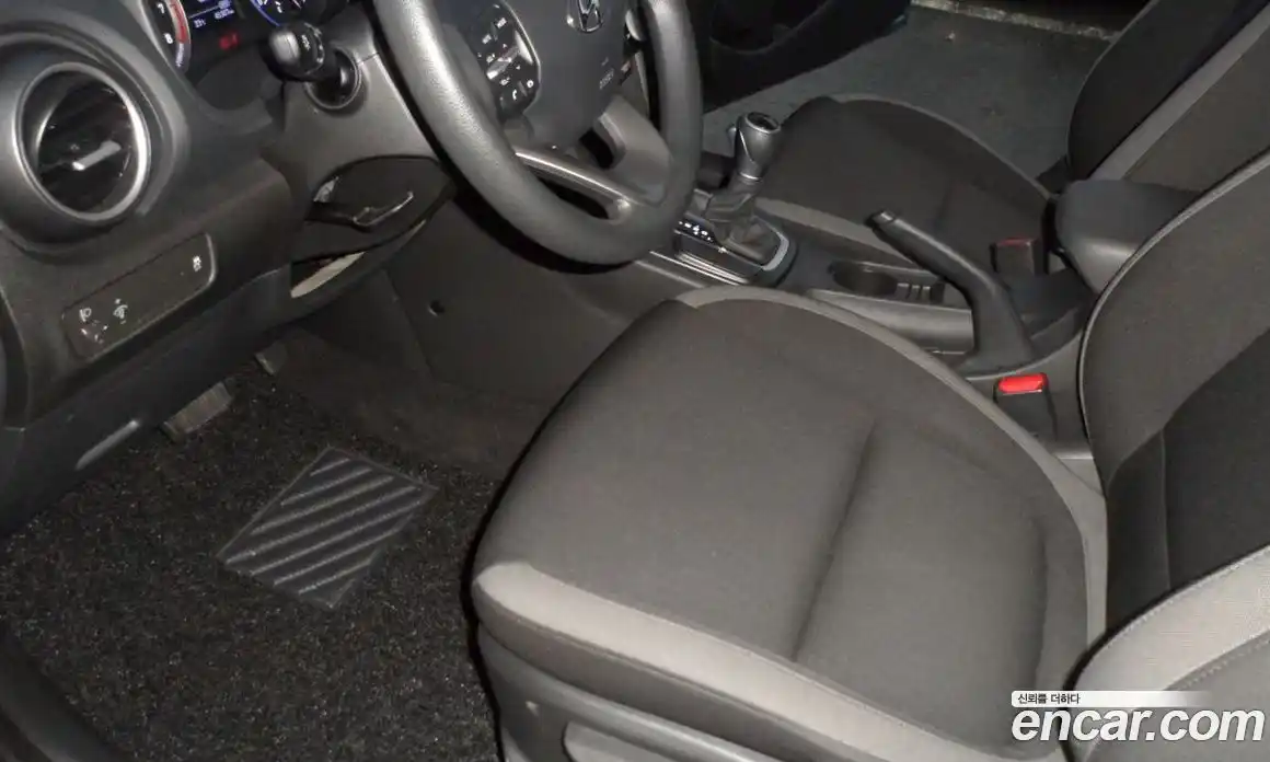 Hyundai Kona 2019 1.6 Автомат в Москве № 123683, фото 12