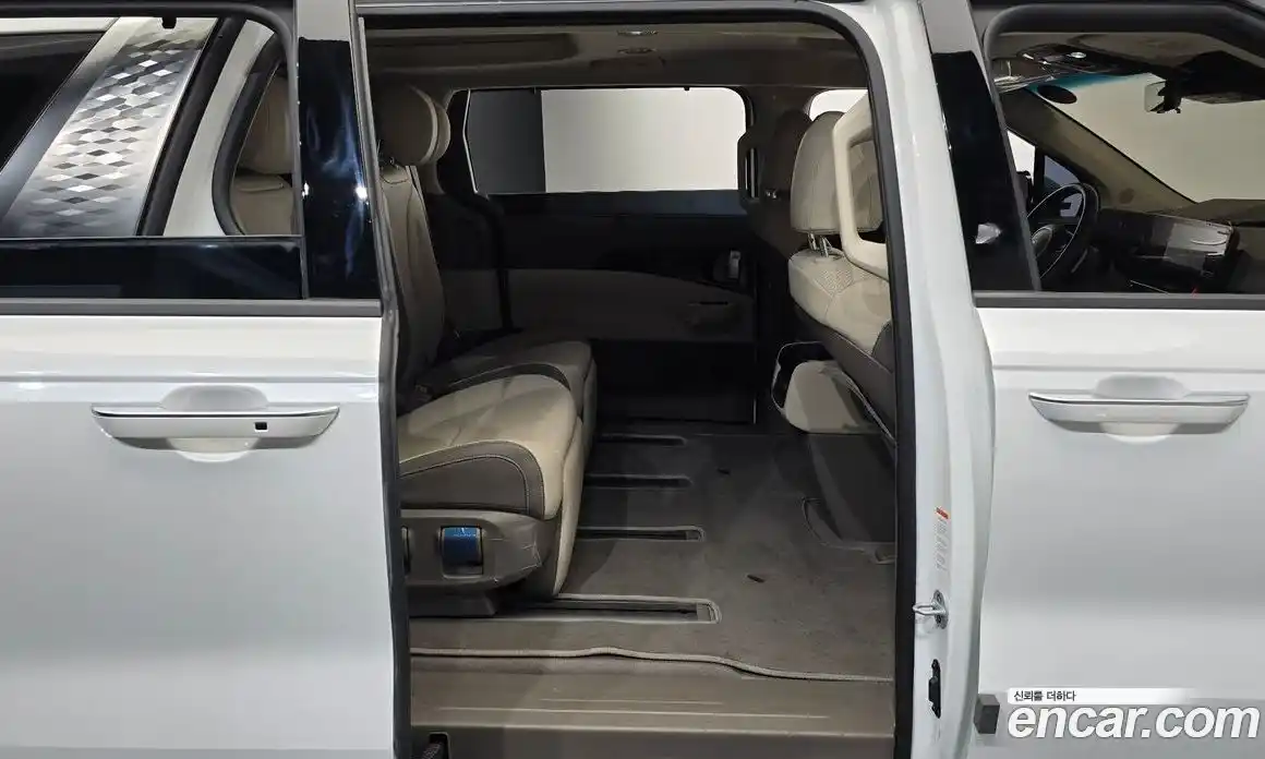 Kia Canival 2024 2.2 Автомат в Москве № 124048, фото 12