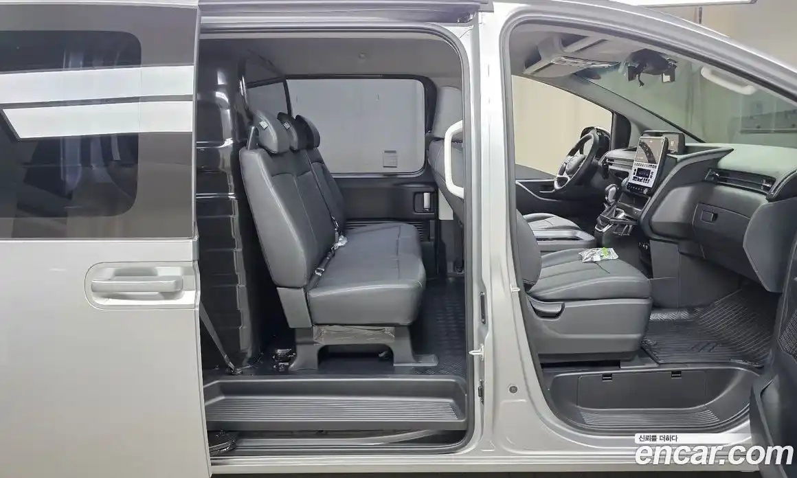 Hyundai Staria 2025 3.5 Автомат в Москве № 129539, фото 19