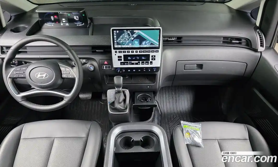 Hyundai Staria 2025 3.5 Автомат в Москве № 129539, фото 7