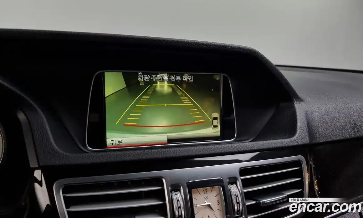 Mercedes-Benz E-Class 2014 3.5 Автомат в Москве № 139608, фото 15