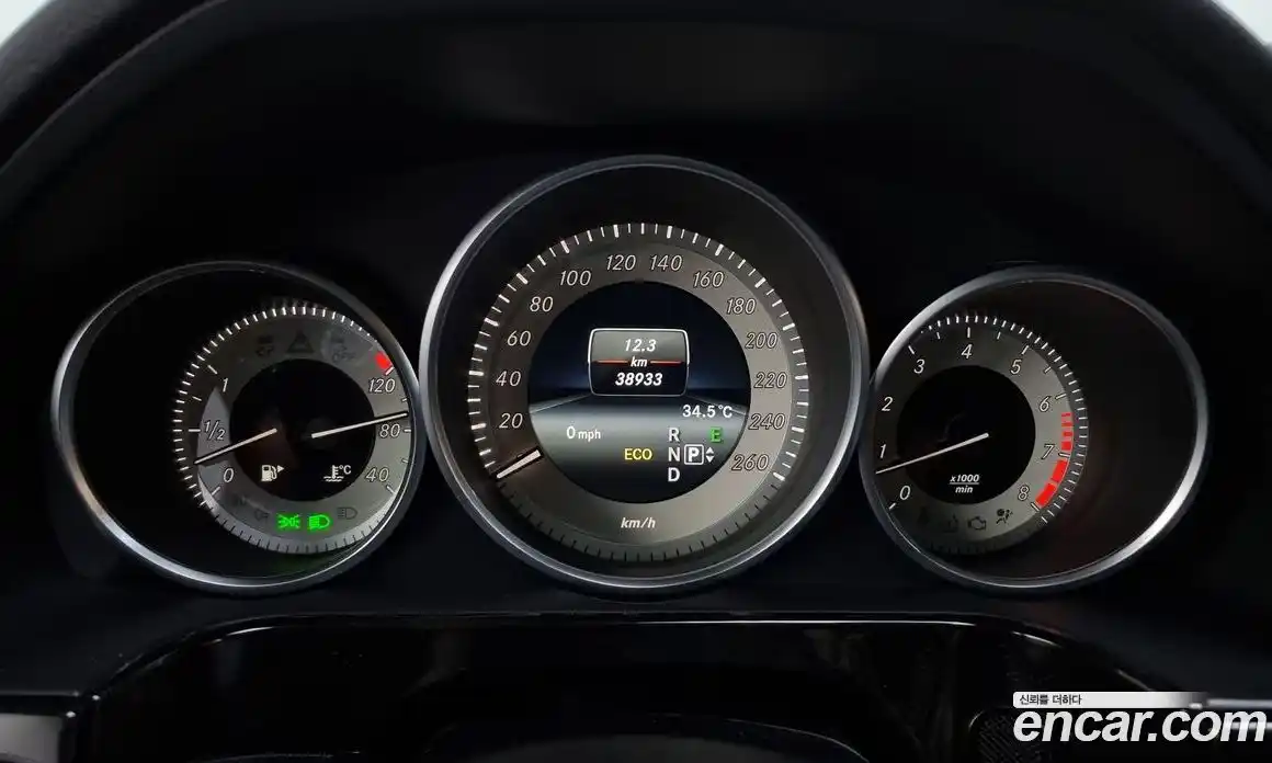 Mercedes-Benz E-Class 2014 3.5 Автомат в Москве № 139608, фото 8