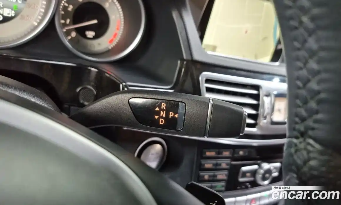 Mercedes-Benz E-Class 2014 3.5 Автомат в Москве № 139608, фото 9