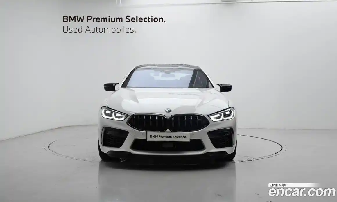 BMW M8 2024 4.4 Автомат в Москве № 153317, фото 3