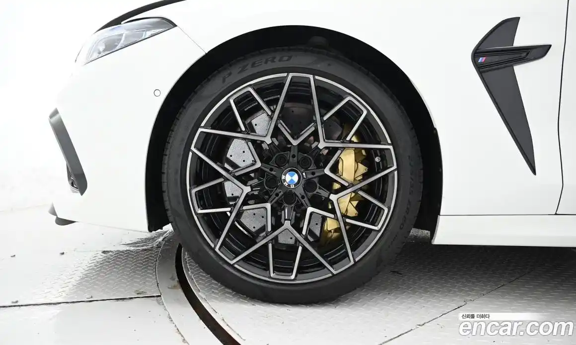 BMW M8 2024 4.4 Автомат в Москве № 153317, фото 5