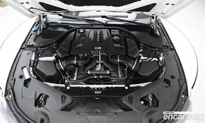 BMW M8 2024 4.4 Автомат в Москве № 153317, миниатюра 6