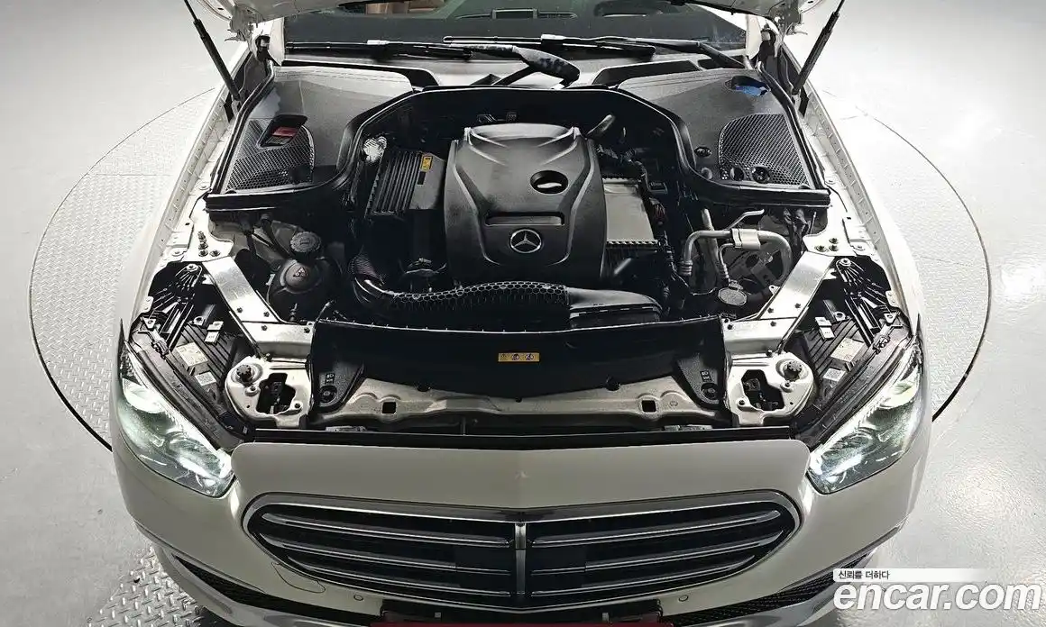 Mercedes-Benz E-Class 2021 2.0 Автомат в Москве № 161420, фото 6