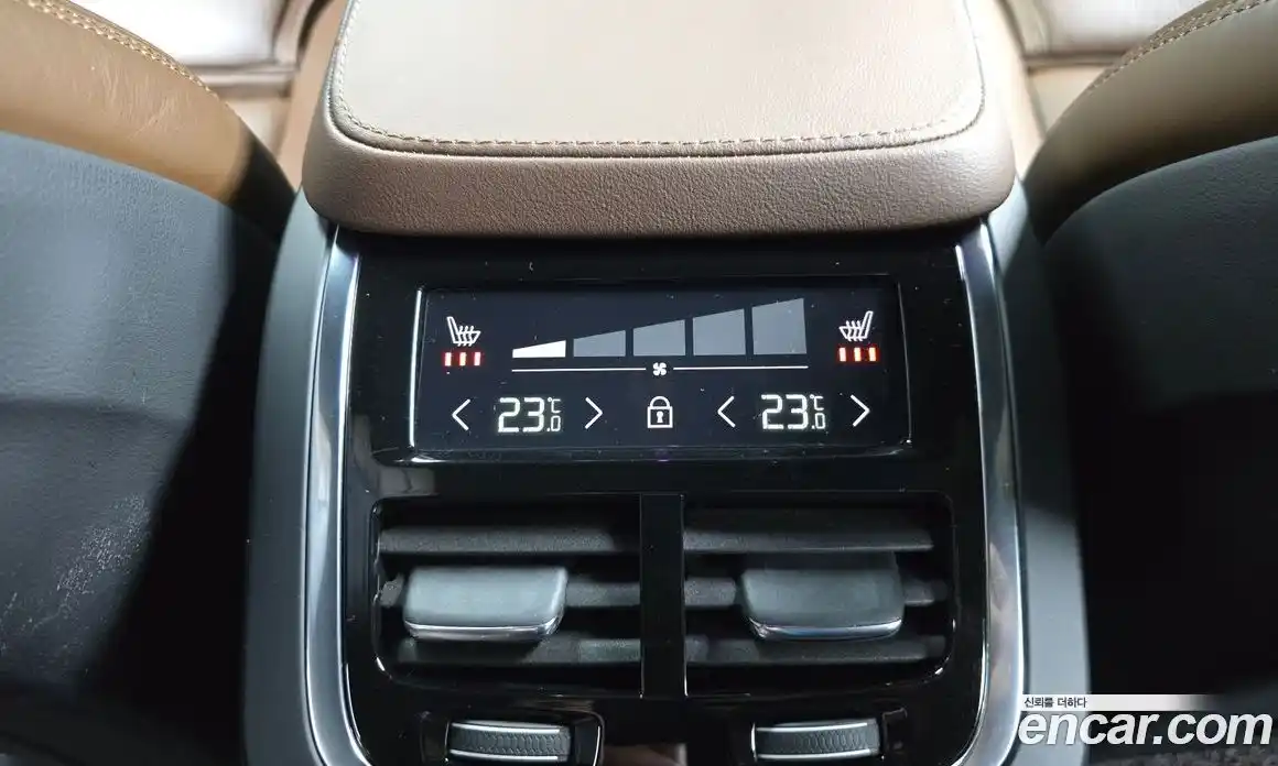 Volvo XC90 2021 2.0 Автомат в Москве № 164240, фото 18