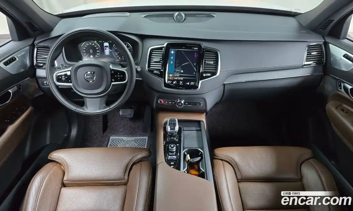 Volvo XC90 2021 2.0 Автомат в Москве № 164240, фото 7