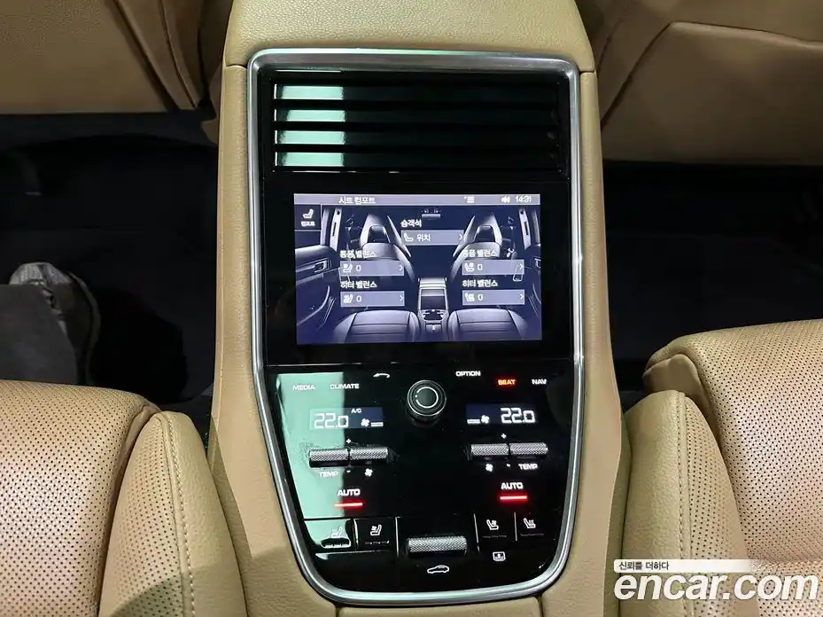 Porsche Panamera 2018 3.0 Автомат в Москве № 165682, фото 14