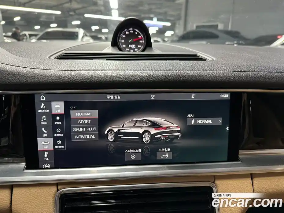 Porsche Panamera 2018 3.0 Автомат в Москве № 165682, фото 16