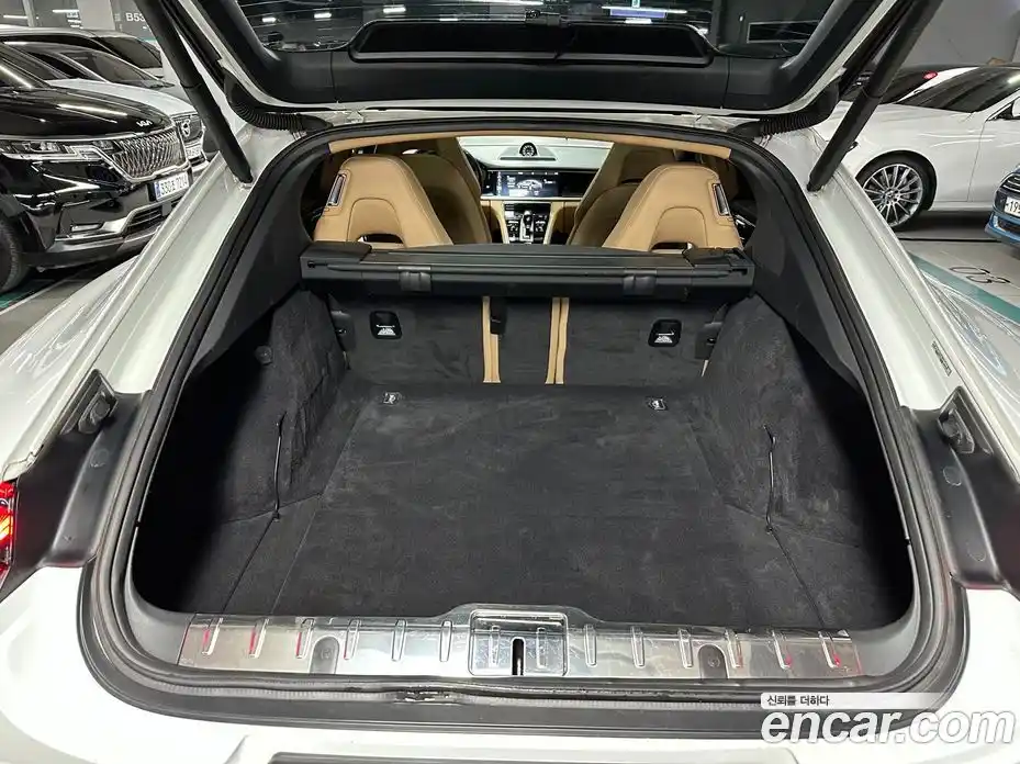 Porsche Panamera 2018 3.0 Автомат в Москве № 165682, фото 6