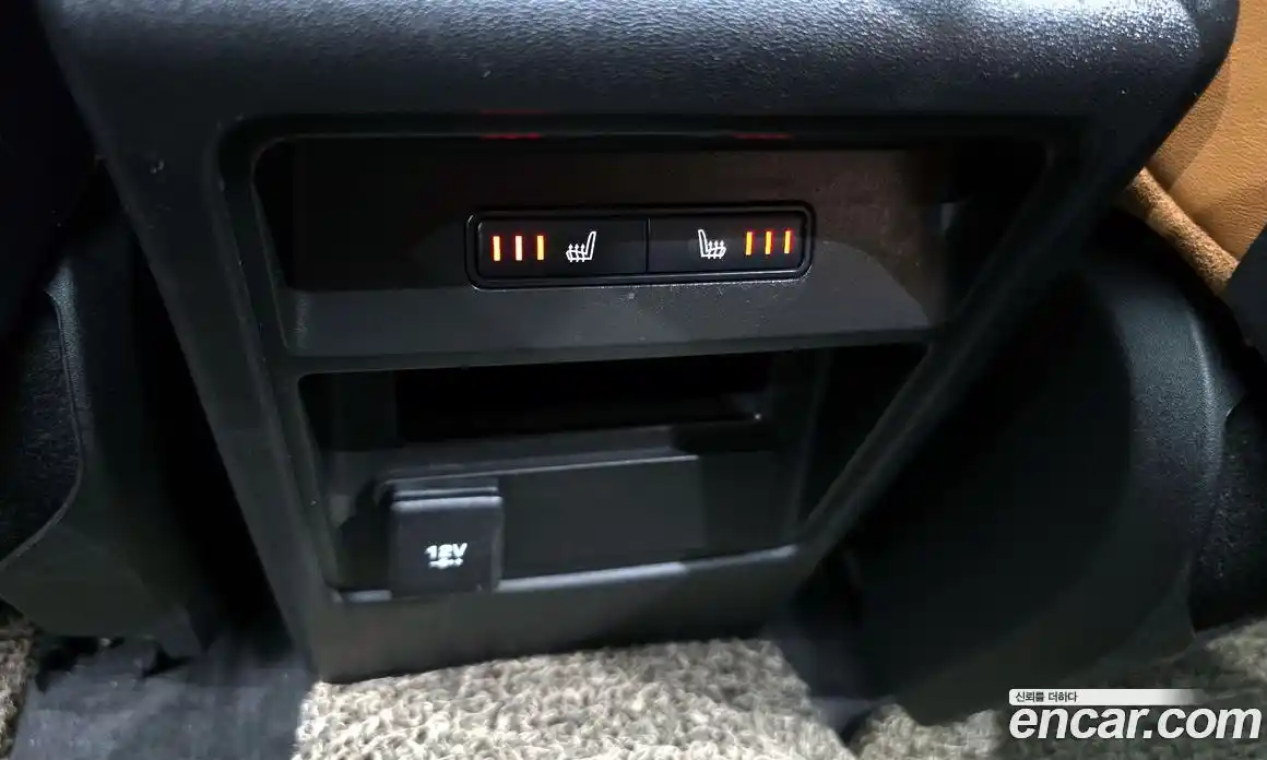 Land Rover Discovery Sport 2019 2.0 Автомат в Москве № 166375, фото 19