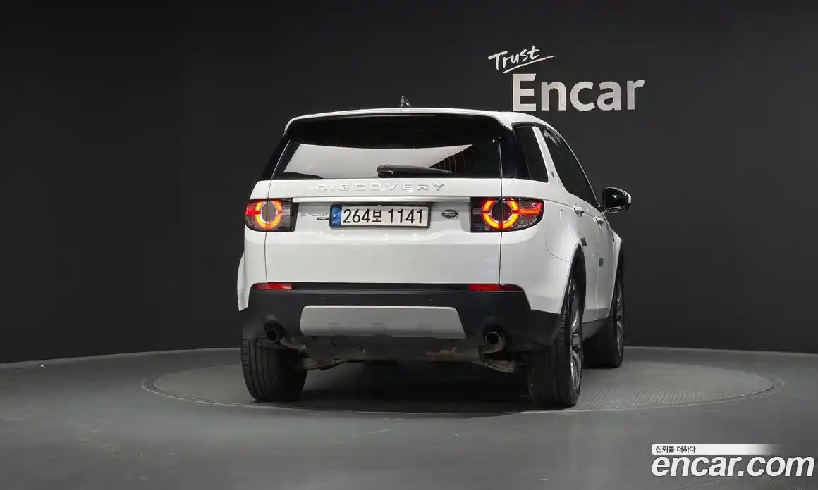 Land Rover Discovery Sport 2019 2.0 Автомат в Москве № 166375, фото 4