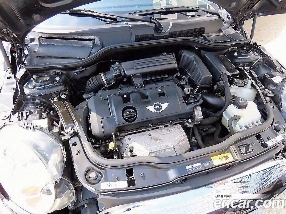 Mini Coupe 2012 1.6 Автомат в Москве № 189560, фото 17