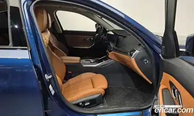 BMW 3-Series 2023 2.0 Автомат в Москве № 191304, миниатюра 11