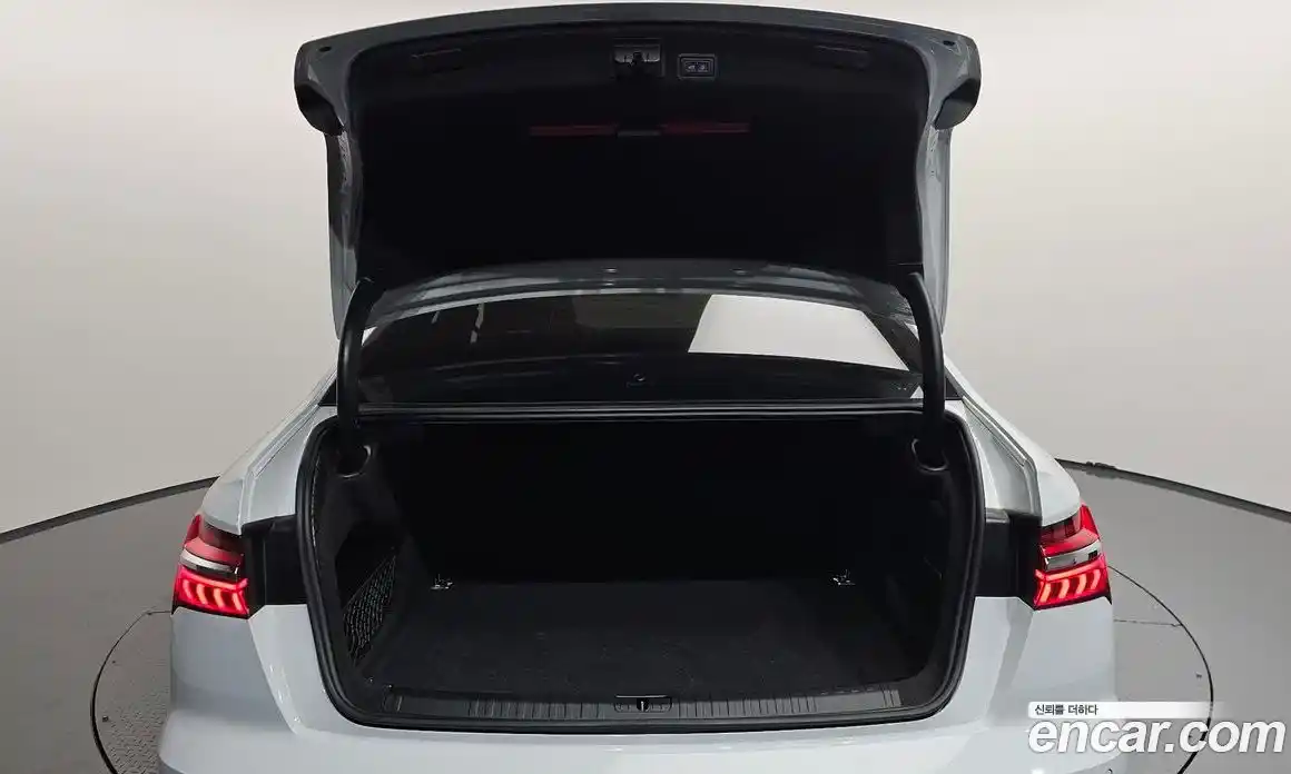 Audi A6 2021 2.0 Автомат в Москве № 196467, фото 20