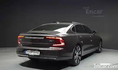 Volvo S90 2023 2.0 Автомат в Москве № 196914, миниатюра 2