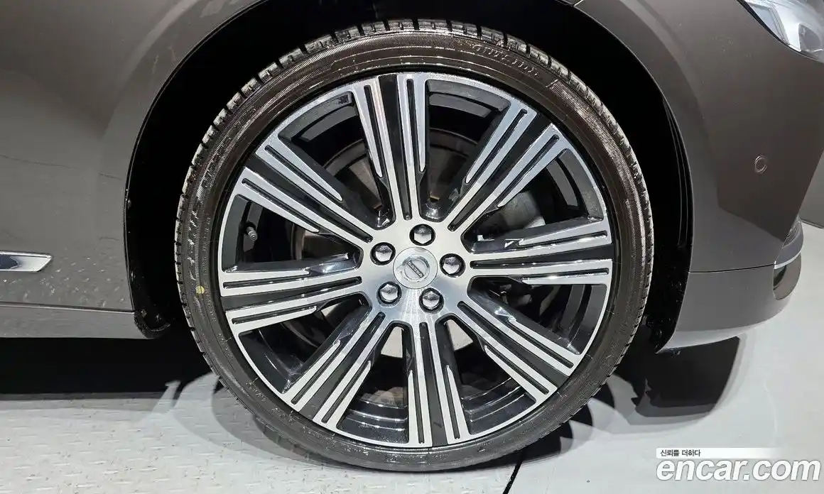 Volvo S90 2023 2.0 Автомат в Москве № 196914, фото 5